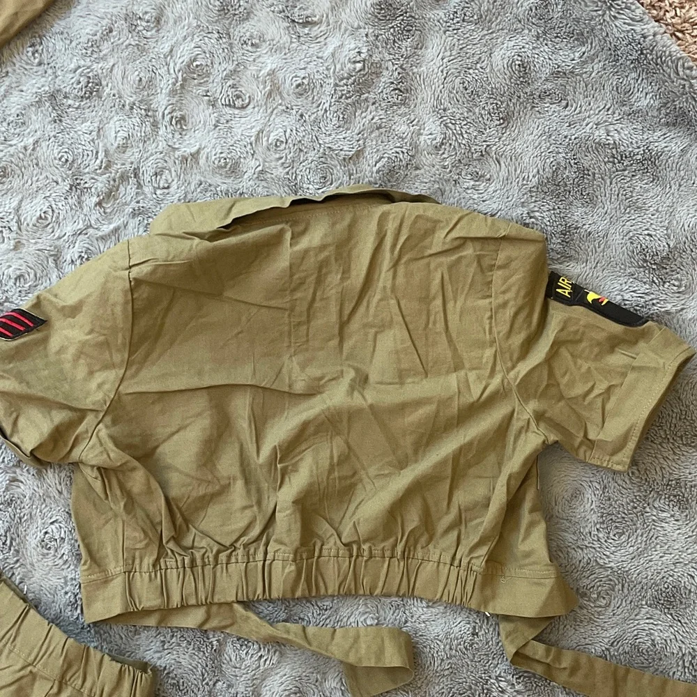 Olive Green Military-Inspired Women's Crop Jacket & Shorts & long socks Set - Picture 9 of 9